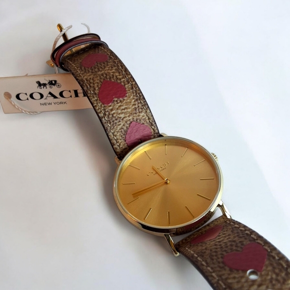 Coach Perry Brown Signature Canvas & Red Heart Watch NWT - Picture 4 of 14